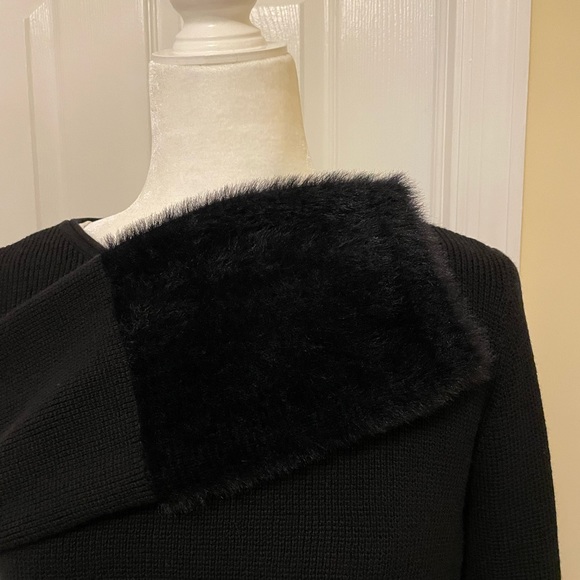 J.Jill black sweater with faux fur cuffs - Picture 12 of 13